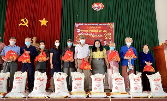 Vedan Việt Nam trao tặng 1.000 phần quà Tết cho người dân tỉnh Đồng Nai 
