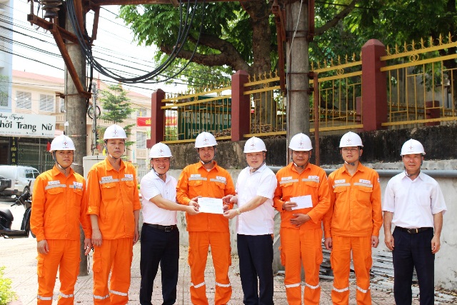 Công đoàn Công ty đồng hành cùng sự phát triển của PC Lạng Sơn
