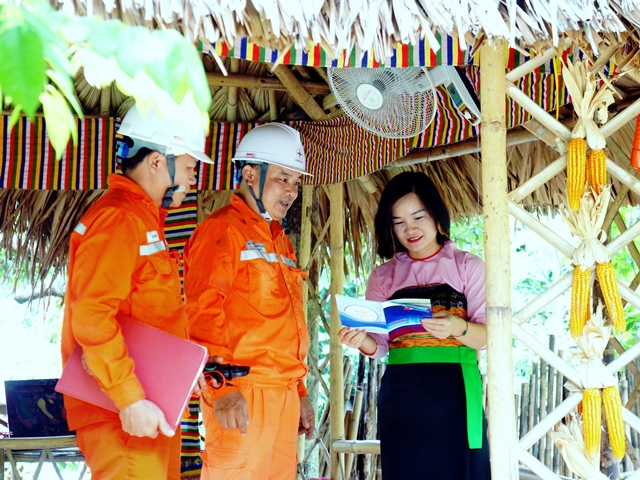 Nguyễn Văn Mạnh - Người thợ điện tiêu biểu của Điện lực Quan Hóa 