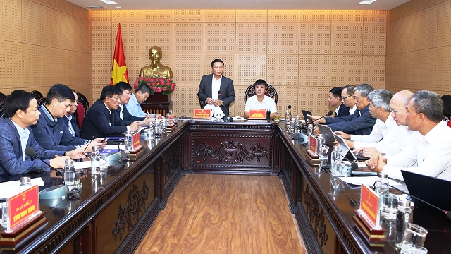 Tỉnh Ninh Bình sẽ làm việc với tinh thần, trách nhiệm cao nhất để đảm bảo mặt bằng Dự án đường dây 500 kV mạch 3