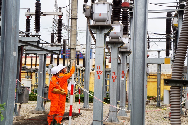 Công ty Điện lực Thanh Hóa chuẩn bị phương án cấp điện phục vụ dịp nghỉ Lễ 30/4 và 01/5 