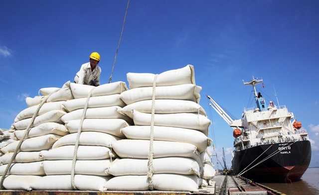 Bộ Công Thương cấp Giấy chứng nhận cho 161 thương nhân đủ điều kiện xuất khẩu gạo