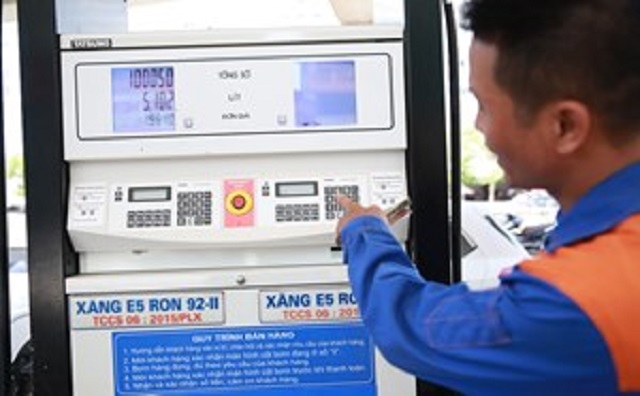 Giá xăng dầu có thể giảm từ 300-850 đồng/lít vào kỳ điều chỉnh tới