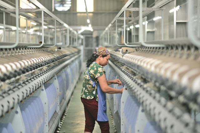 Công ty CP Dệt lụa Nam Định: Hướng tới mục tiêu tham gia sâu hơn vào chuỗi cung ứng toàn cầu ngành Dệt May 