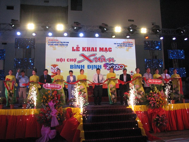 Bình Định: Hội chợ Xuân 2020 tưng bừng khai mạc