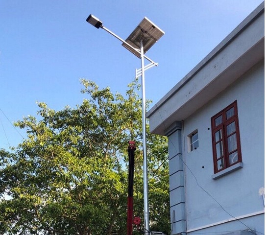 Bắc Giang: Nghiệm thu công trình “Xây dựng và lắp đèn chiếu sáng ngoài trời sử dụng năng lượng mặt trời”