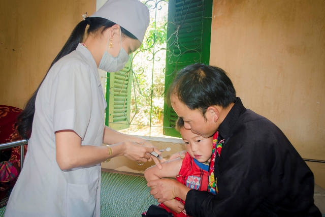 Ngành Y tế Điện Biên: Nâng cao chất lượng chăm sóc sức khỏe cho nhân dân trong tình hình mới