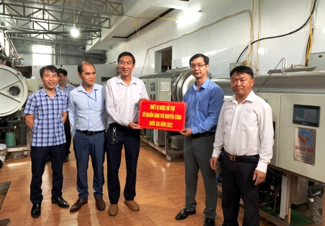 Lai Châu: Nghiệm thu đề án “Hỗ trợ ứng dụng máy móc tiên tiến trong chế biến nấm đông trùng hạ thảo”