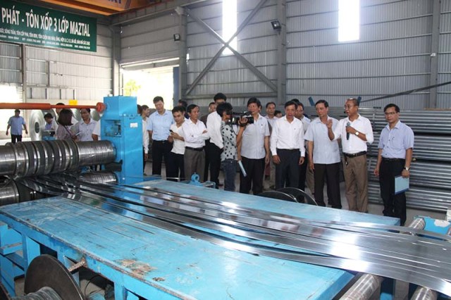 Ninh Bình: Hỗ trợ doanh nghiệp xây dựng nhà máy sản xuất thép định hình
