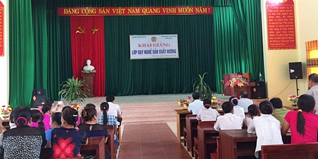 Khuyến công Bắc Giang:  Khai giảng lớp đào tạo nghề sản xuất hương tại huyện Tân Yên