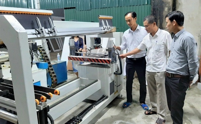 TTKC Quảng Trị nghiệm thu đề án “Hỗ trợ ứng dụng máy móc thiết bị tiên tiến vào sản xuất các sản phẩm từ gỗ”