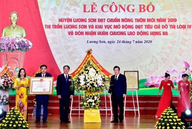 Huyện Lương Sơn: Giữ vững và nâng cao chất lượng các tiêu chí xây dựng nông thôn mới