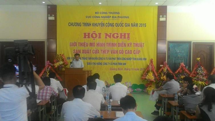 Hội nghị giới thiệu mô hình trình diễn sản xuất cửa thép vân gỗ cao cấp tại Quảng Ninh