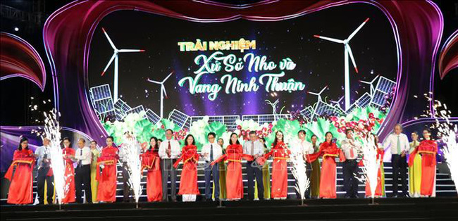 Khai mạc Lễ hội Nho và Vang Ninh Thuận