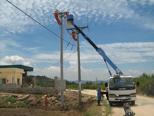Đến năm 2020, 100% số hộ dân Phú Yên được sử dụng điện lưới quốc gia