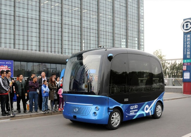 Trung Quốc thử nghiệm xe tự lái trên đường phố