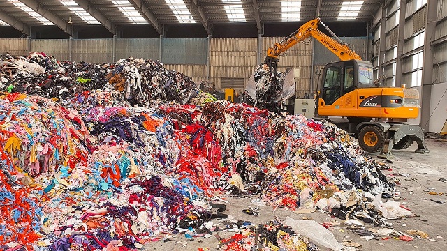 Xi măng Bình Phước: Tận dụng rác thải làm chất đốt trong sản xuất, góp phần giảm ô nhiễm môi trường