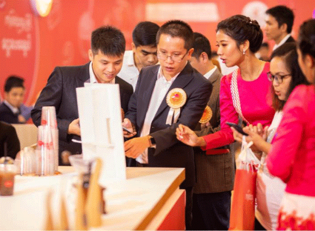 Viettel tại Myanmar ra mắt dịch vụ Ví điện tử