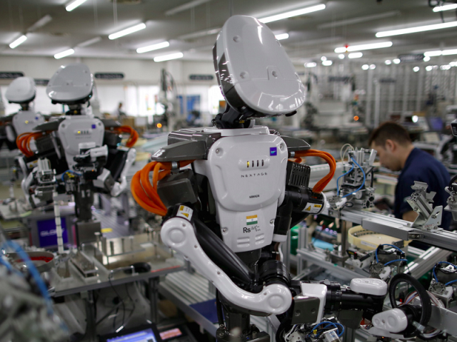 Tương lai, robot sẽ thay thế hoàn toàn người lao động?