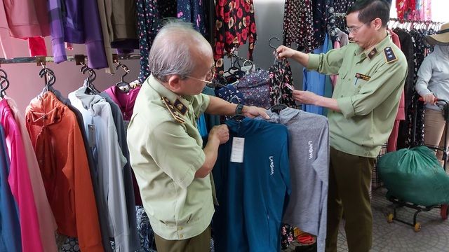 Hà Nội: Thị trường áo chống nắng xâm hại quyền sở hữu trí tuệ và thương hiệu