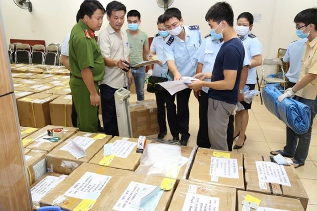 Công an thành phố Hà Nội mở kế hoạch chống buôn lậu, gian lận thương mại và hàng giả 2019