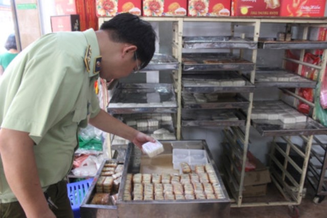 Hà Nội: Xử lý 50 cơ sở vi phạm an toàn thực phẩm