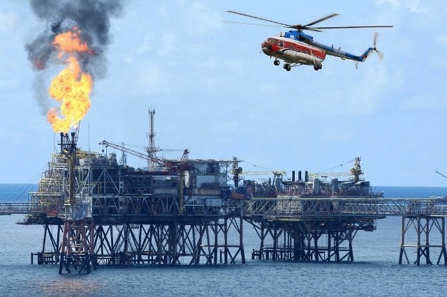 PVN và lời cảnh báo khai thác dầu khí đang “ăn” vào tương lai