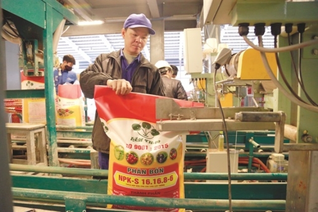 Supe Lâm Thao xuất khẩu 35.862 tấn phân bón các loại