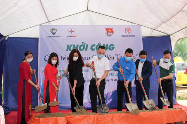 PC Yên Bái khởi công xây dựng nhà ăn bán trú tại điểm Trường Tiểu học xã Xuân Ái