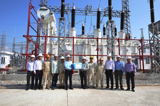 EVNNPT: Phấn đấu trở thành một trong bốn tổ chức truyền tải điện hàng đầu ASEAN