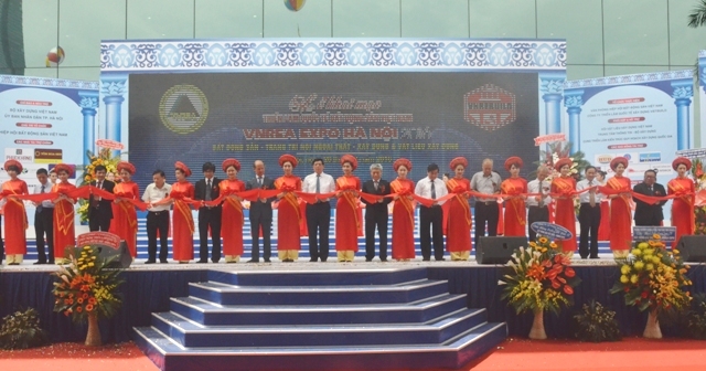 Khai mạc Hội chợ triển lãm Bất động sản quốc tế lần đầu tiên tại Hà Nội