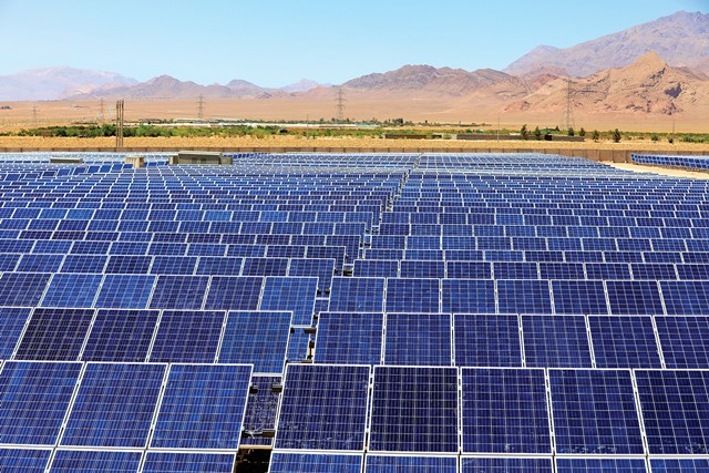 EVN đang gấp rút để  nhiều dự án điện mặt trời đi vào vận hành 