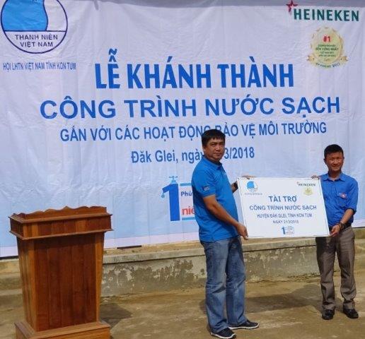 HEINEKEN Việt Nam tiếp tục hỗ trợ thêm hai công trình nước sạch cho cộng đồng tại Kon Tum và Cần Thơ