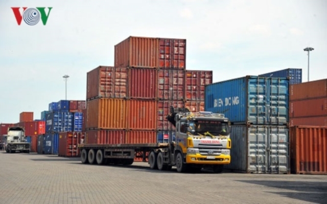 Nhiều mặt hàng xuất khẩu tháng 11 giảm so với tháng 10