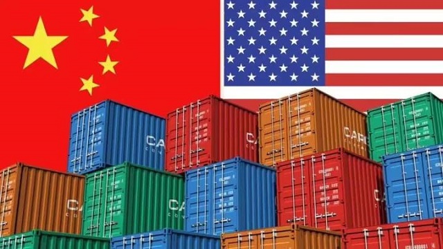 Mỹ chính thức áp thuế lên 16 tỷ USD hàng Trung Quốc