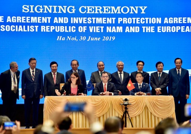 Tọa đàm "EVFTA - Cao tốc hiện đại nối liền Việt Nam - EU"