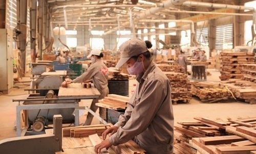 Việt Nam xuất khẩu đồ gỗ đứng thứ 4 thế giới