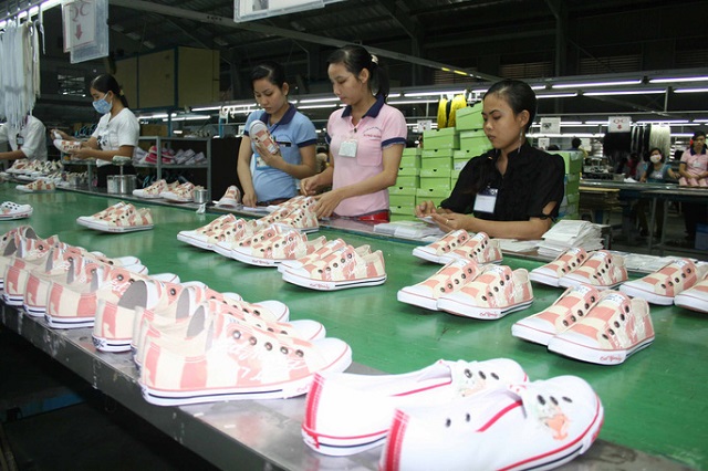 Thuỷ sản, dệt may, da giày tăng tốc xuất khẩu từ đầu năm