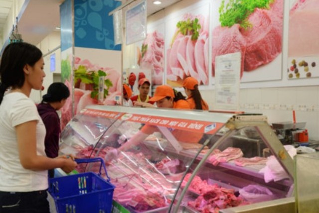 Co.opmart giảm giá giúp đẩy sức mua thịt heo