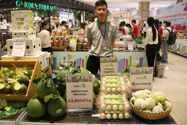 Giới thiệu sản phẩm doanh nghiệp Việt tại siêu thị của Nhật Bản