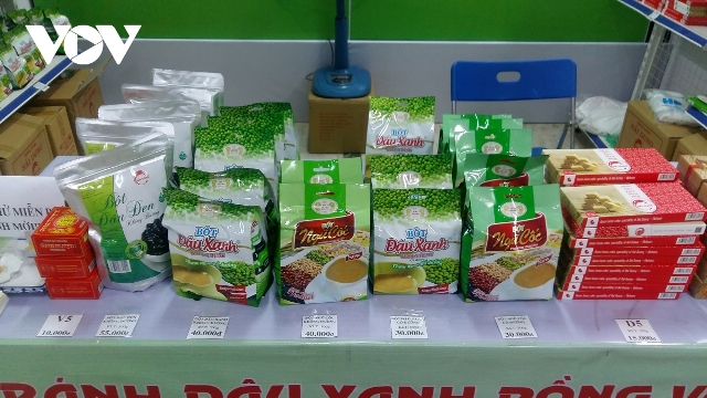 Đẩy mạnh tiêu thụ hàng Việt - góp phần phát triển thị trường trong nước