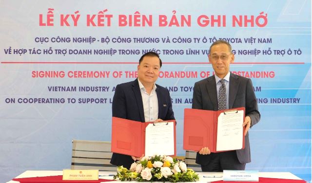 Bộ Công Thương và Toyota Việt Nam hợp tác hỗ trợ doanh nghiệp công nghiệp hỗ trợ ô tô trong nước
