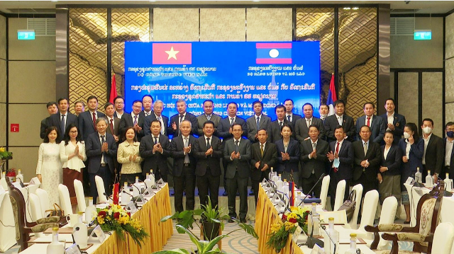 Tăng cường hợp tác Việt Nam - Lào trong lĩnh vực điện và khoáng sản