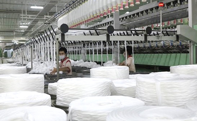Giải pháp để phát triển CNHT cho doanh nghiệp dệt may Việt Nam