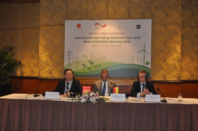 Lưới điện thông minh: Giải pháp hữu hiệu cho hệ thống điện Việt Nam