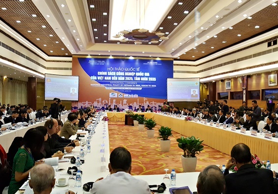 Hiến kế thúc đẩy phát triển công nghiệp Việt Nam