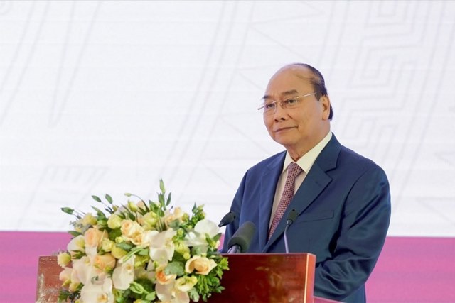 Thủ tướng Nguyễn Xuân Phúc nhấn nút khai trương Cổng dịch vụ công quốc gia
