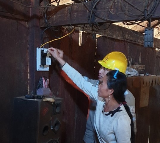 Đón xuân Tân Sửu, Yên Bái có 375 hộ dân xã Xà Hồ, huyện Trạm Tấu được sử dụng điện từ lưới điện Quốc gia