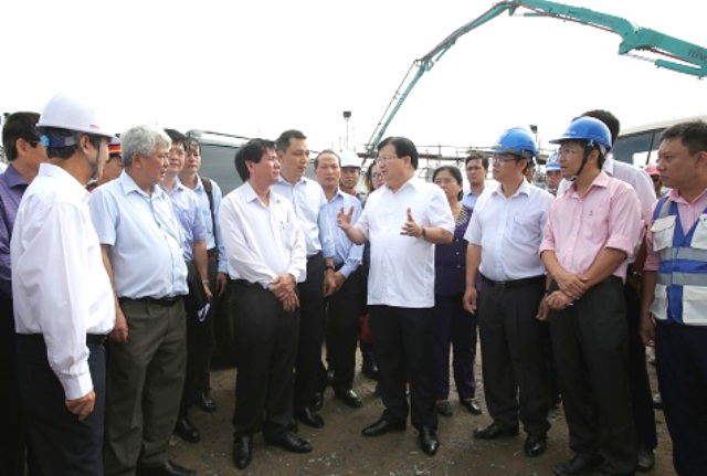 Phó Thủ tướng Trịnh Đình Dũng: Cần hành động ngay để miền Nam không thiếu điện