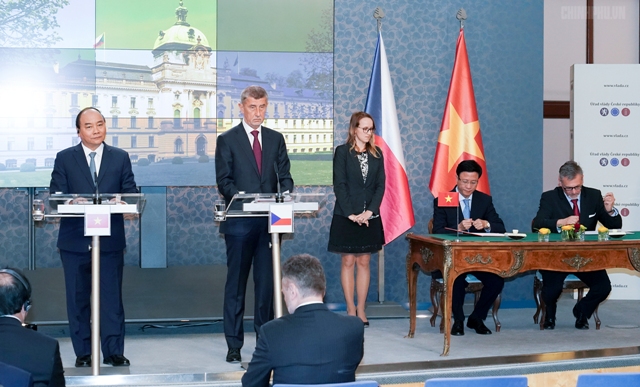 Thủ tướng đánh giá cao việc Czech ủng hộ sớm ký, phê chuẩn EVFTA